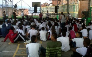 En la institución Eduardo Santos hubo arte y cultura por la convivencia